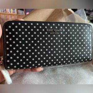 Brand New Kate spade continental wallet